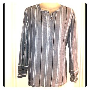 Soft blue chambray striped pullover top. LOFT XS